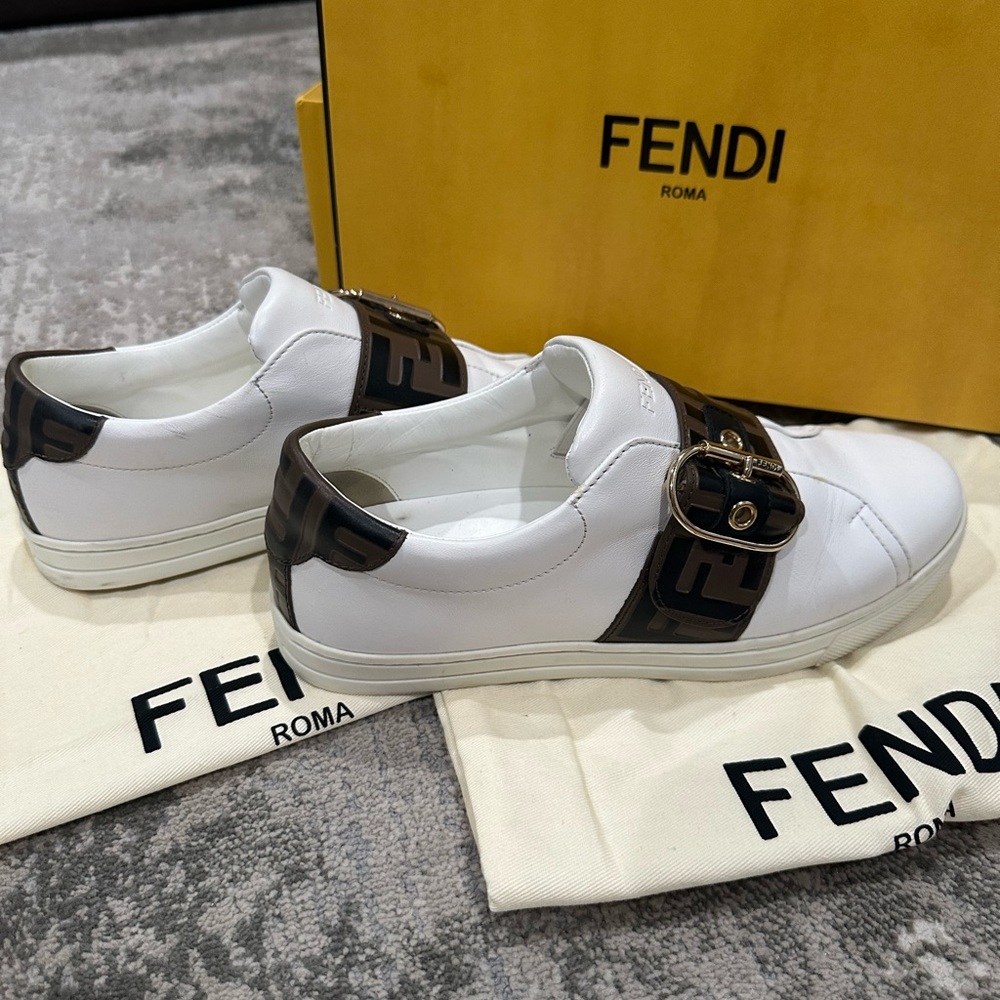 Women fendi sneakers